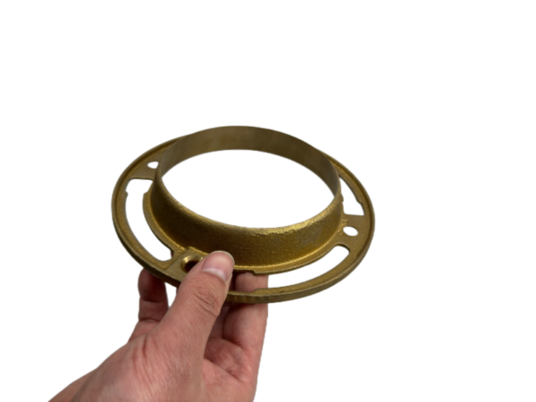 Cast brass flange for toilet opposite