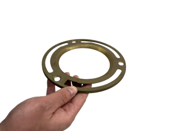 Cast brass toilet flange