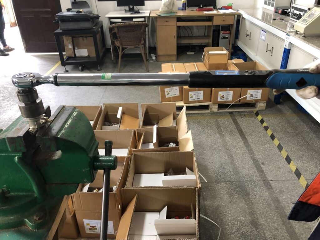 torsion test of body