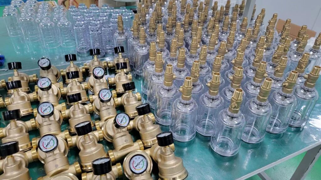 pre filter with gauge