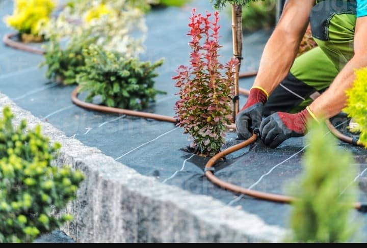 water distributor valve works