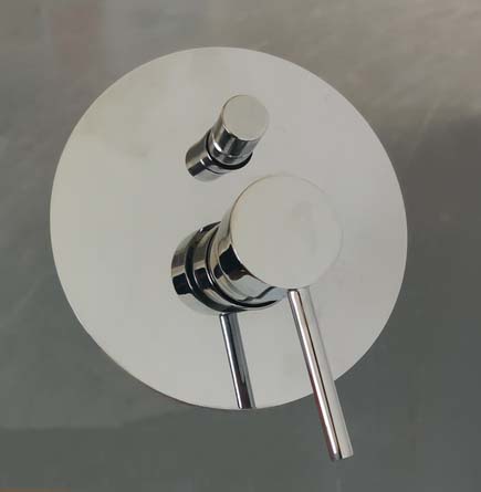 single lever concealed bathtub faucet