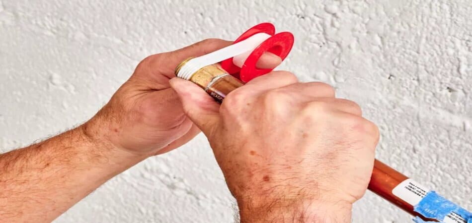 align the tape and pipe