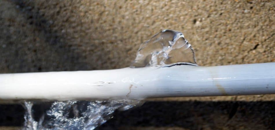 reduce the risk of pipe bursting