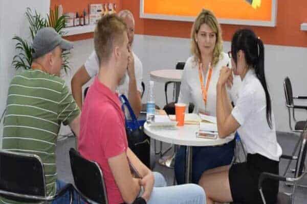 client visiting 02 (3)